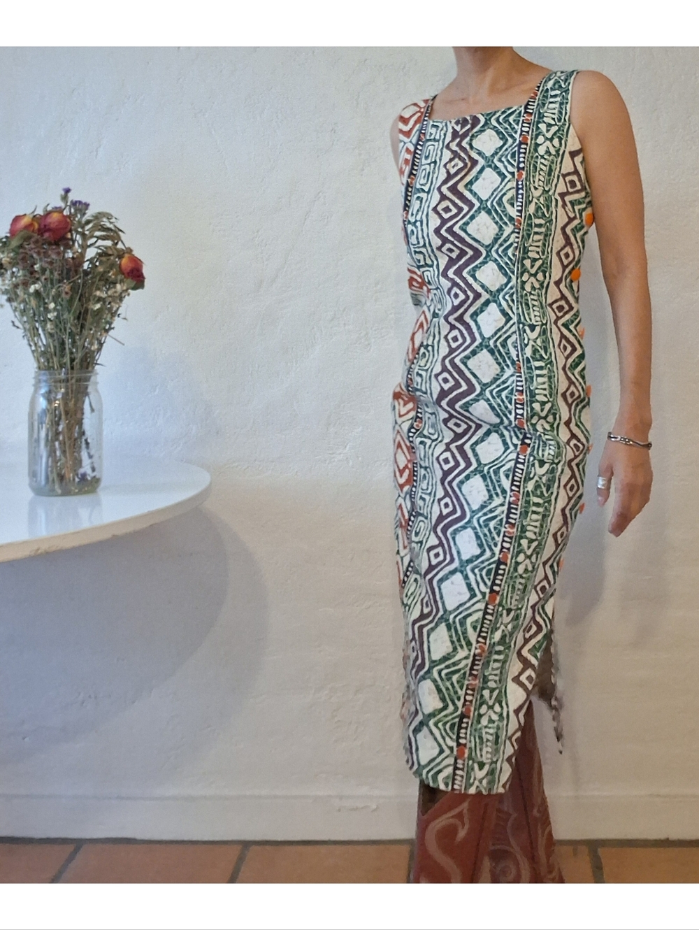80s does 50s Hawaiian Tiki Wiggle Dress In Geometric Green, Purple & Orange